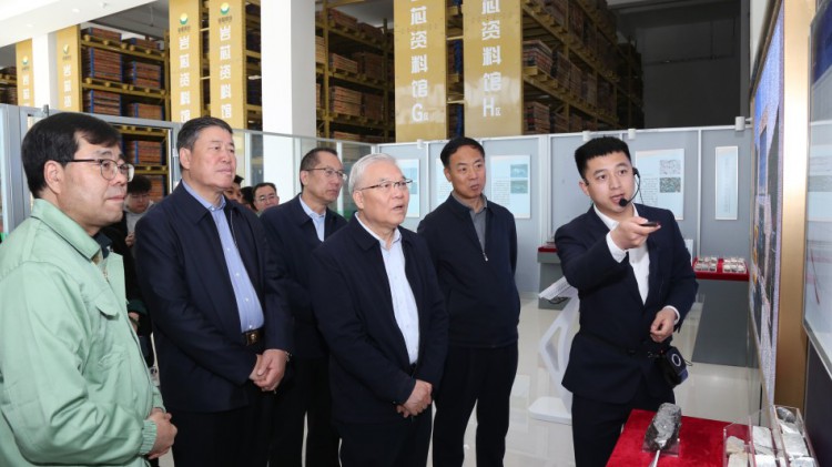 全國(guó)政協(xié)常委、省政協(xié)副主席尚勛武蒞臨金徽股份調(diào)研綠色礦山建設(shè)工作